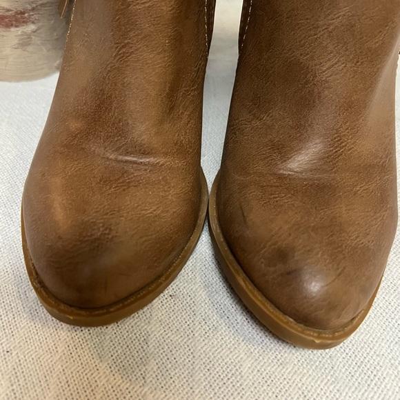 Womens booties - Picture 3 of 10